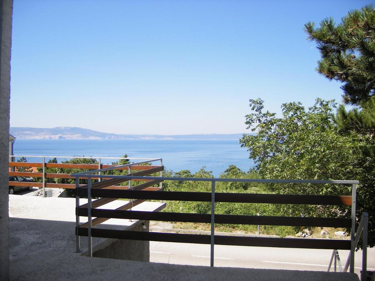 Apartments By The Sea Klenovica, Novi Vinodolski - 5581 Kültér fotó